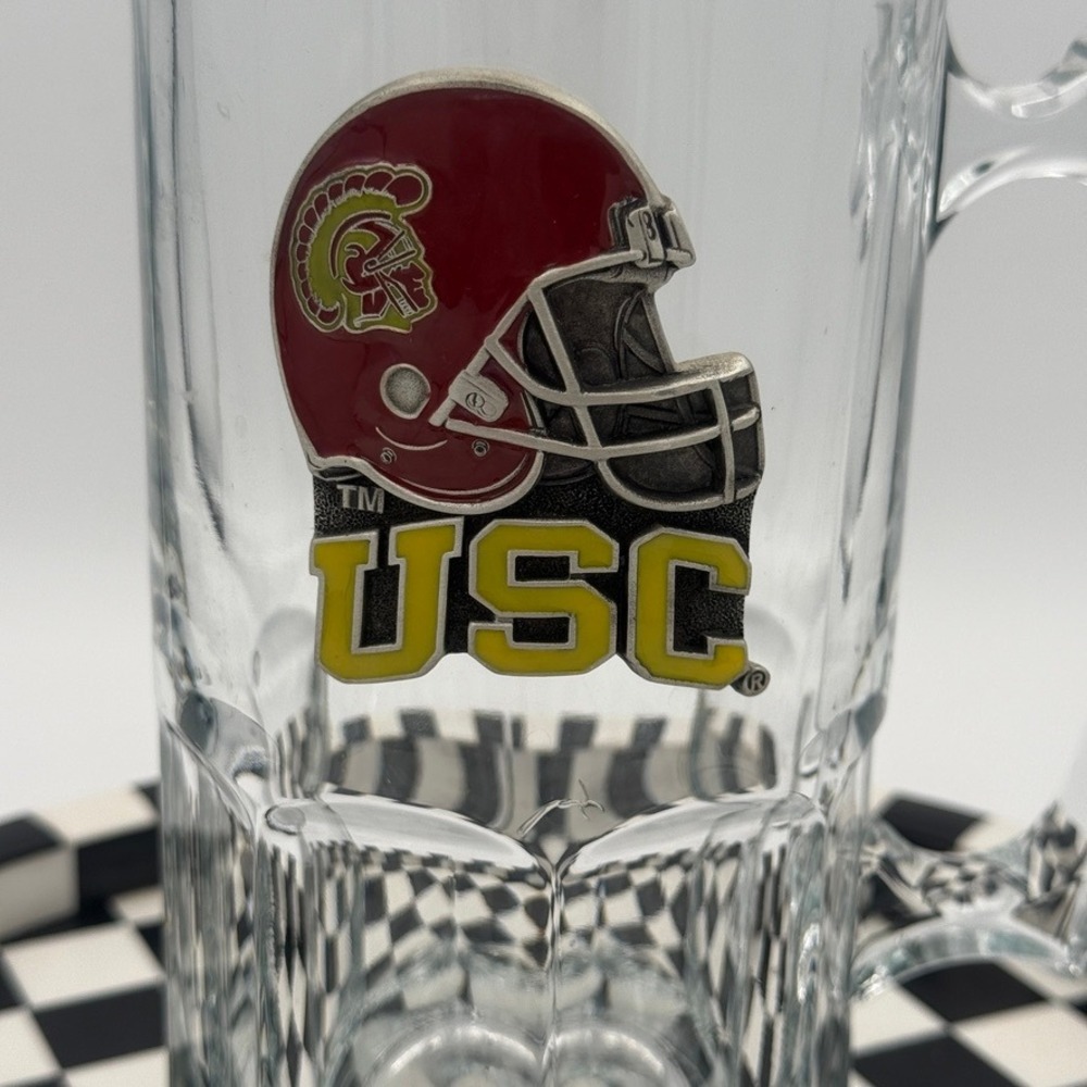 USC Trojans Beer Mug Glass Clear Excellent 3D Helmet Pewter Emblem NCAA Fan Gear - Picture 2 of 4